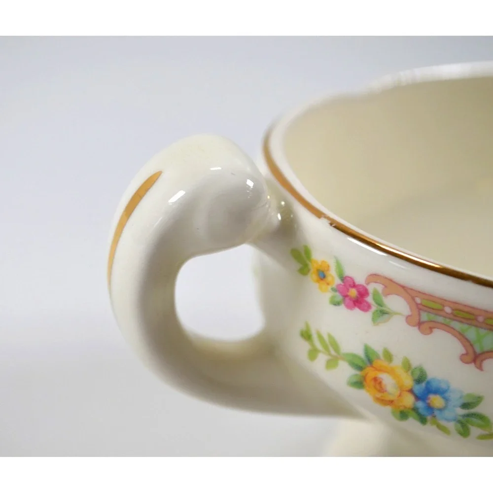 Mount Clemens Mildred‎ Floral Pattern Gold Trimmed Gravy Boat 1930s Vintage